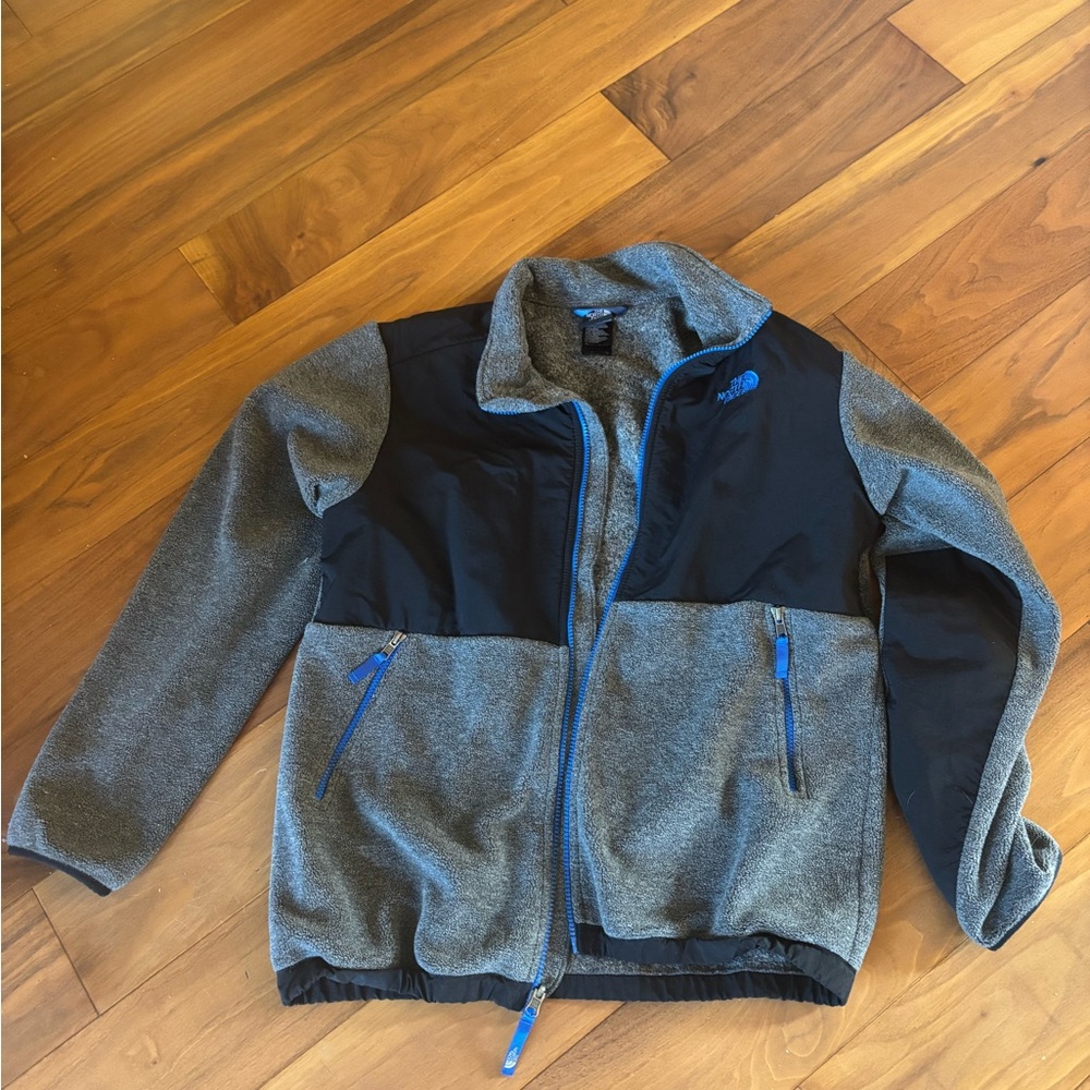 Boy’s North Face Gray Fleece Jacket